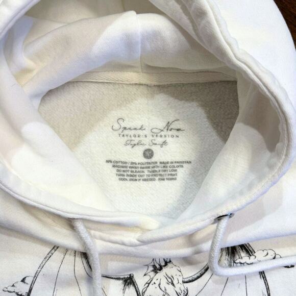 Taylor Swift Speak Now Hoodie size Medium Eras Tour Fighting Dragons Sweatshirt - Picture 6 of 7
